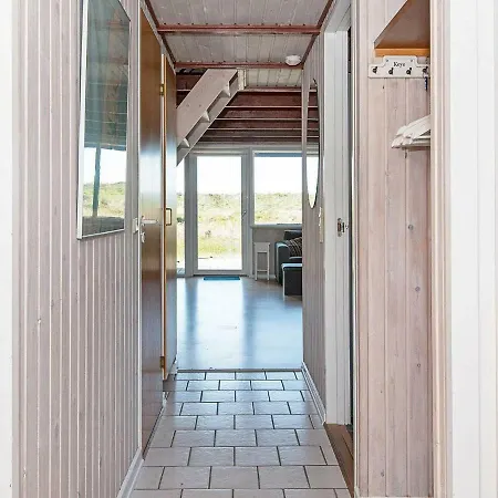 Three-bedroom Holiday In Dyrvik Tatil Evi *