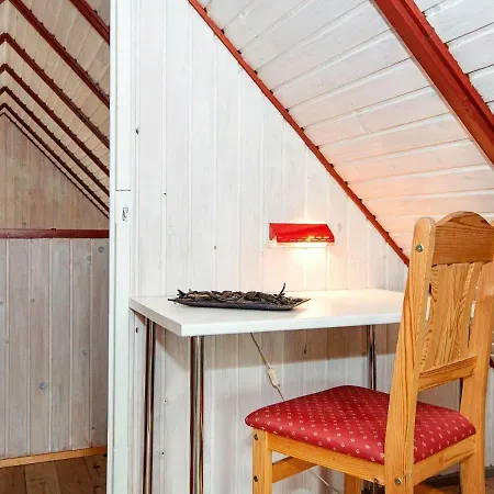 Tatil Evi Three-bedroom Holiday In Dyrvik *